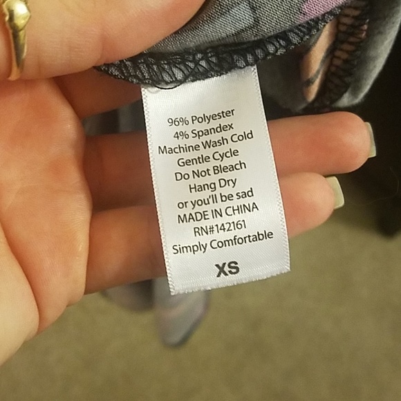 XS Geometric Carly Dress - Picture 4 of 4